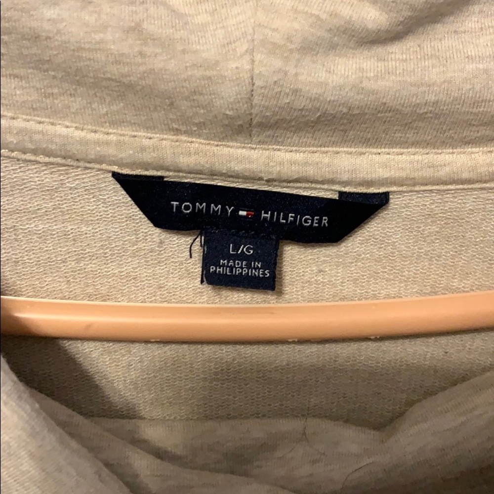 Cream hilfiger top - Picture 2 of 3